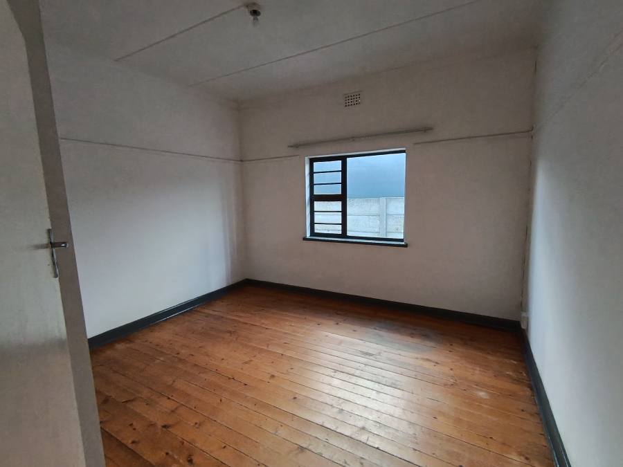 To Let 4 Bedroom Property for Rent in Lochnerhof Western Cape